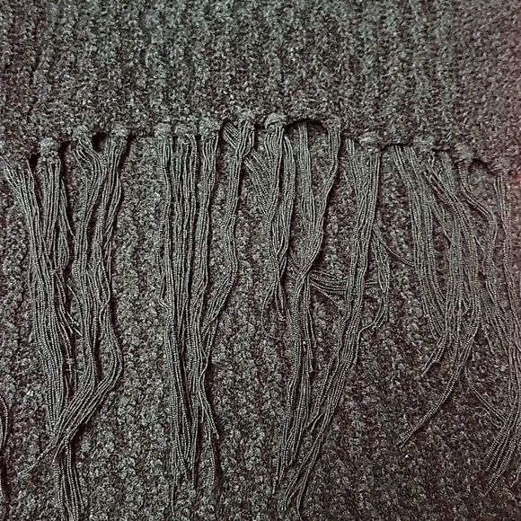 Laura Black Ribbed Soft Long Scarf - Picture 2 of 3